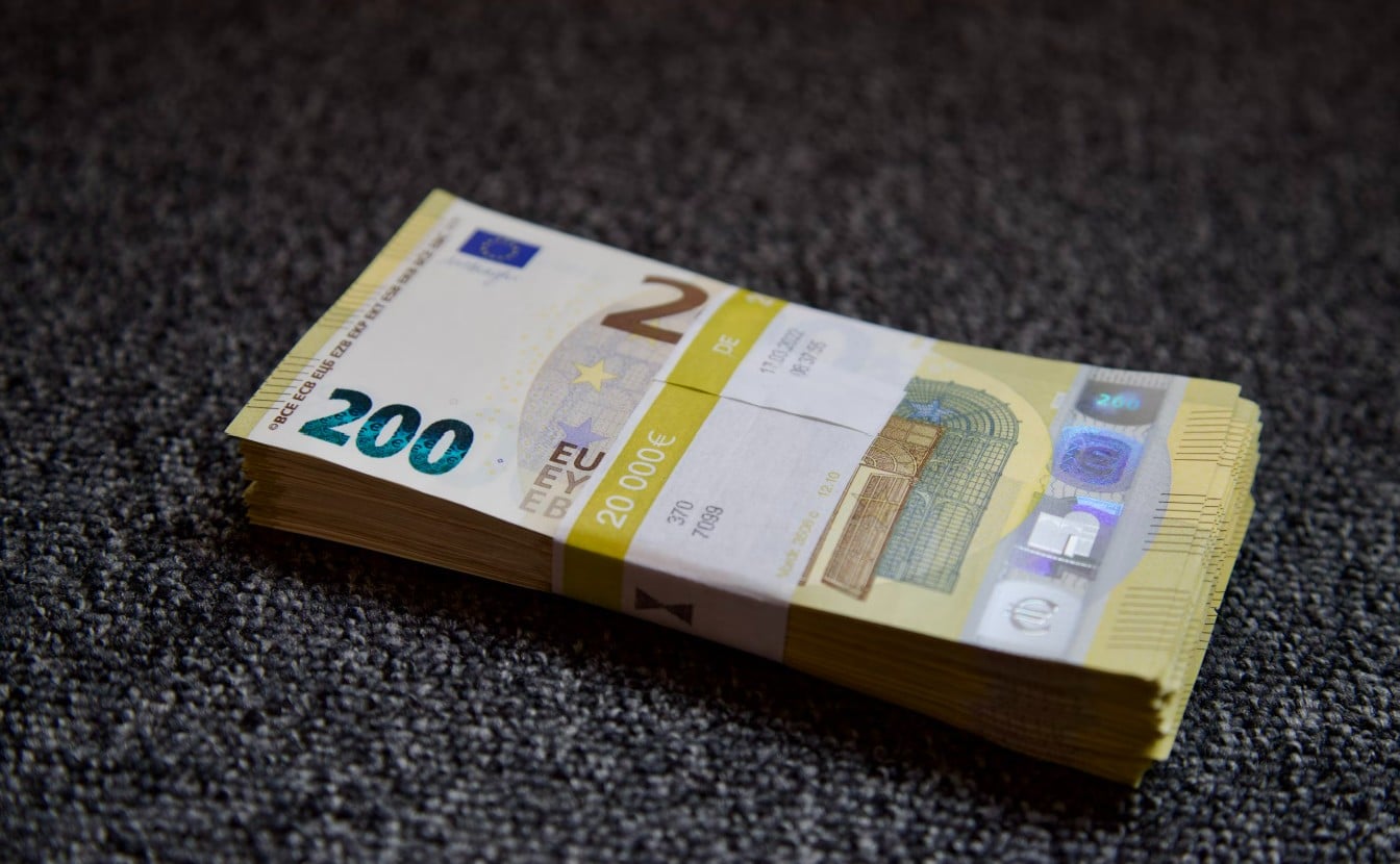 Investire 2000 euro al mese